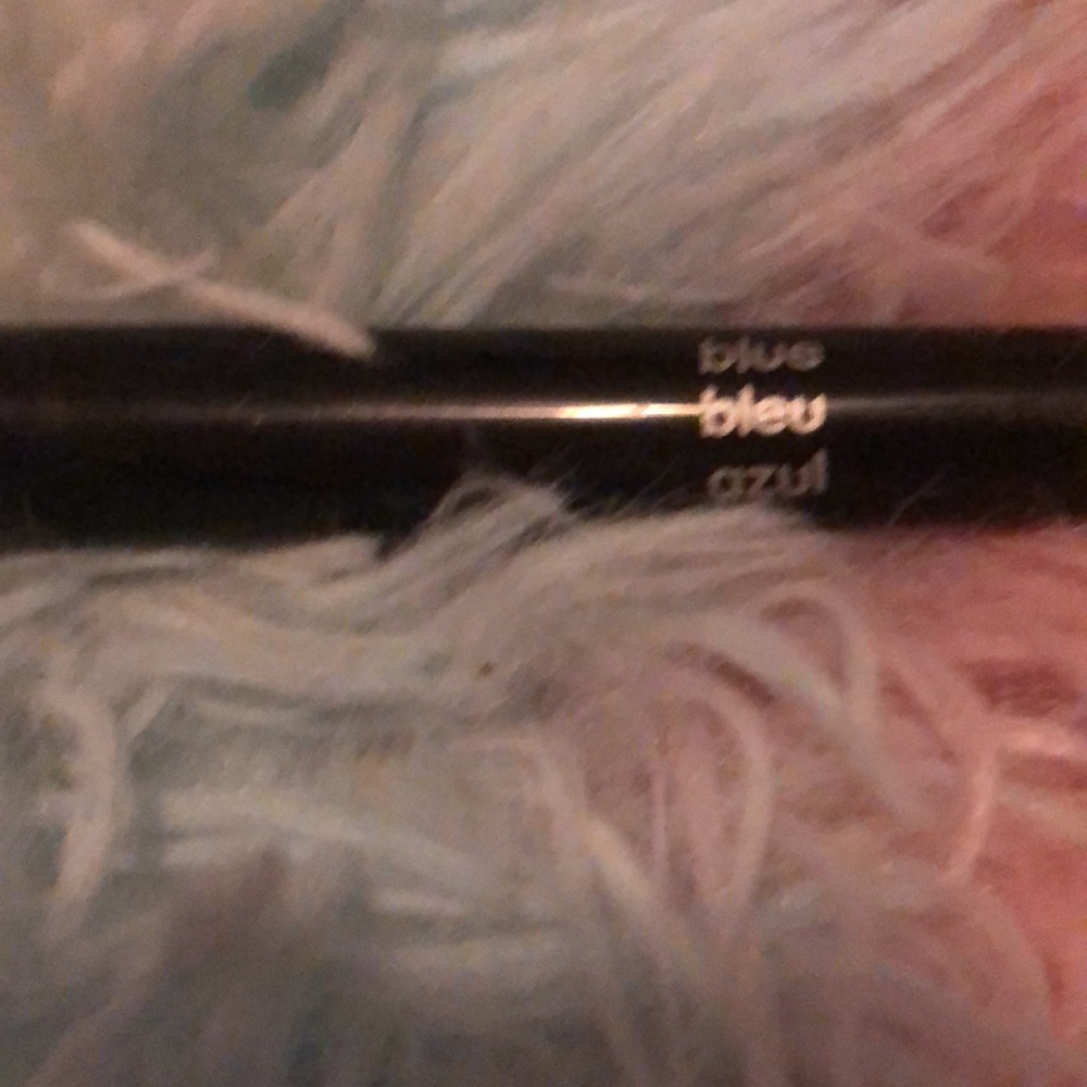 Blue marker - Picture 3 of 3